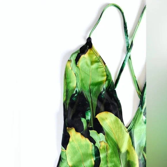 Forever 21 Tropical Green Plunge Neckline One Piece Swimsuit - Size Medium - Picture 3 of 5